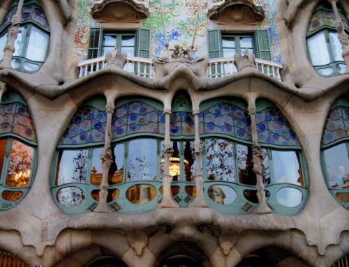 La Barcelona de Gaudí en Patinete Eléctrico